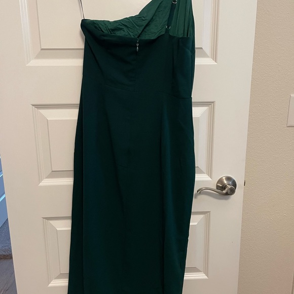 Emerald Petal and Pup One Shoulder Dress - Picture 3 of 3
